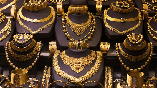 The Evolution of Gold Jewellery Designs Through the Decades