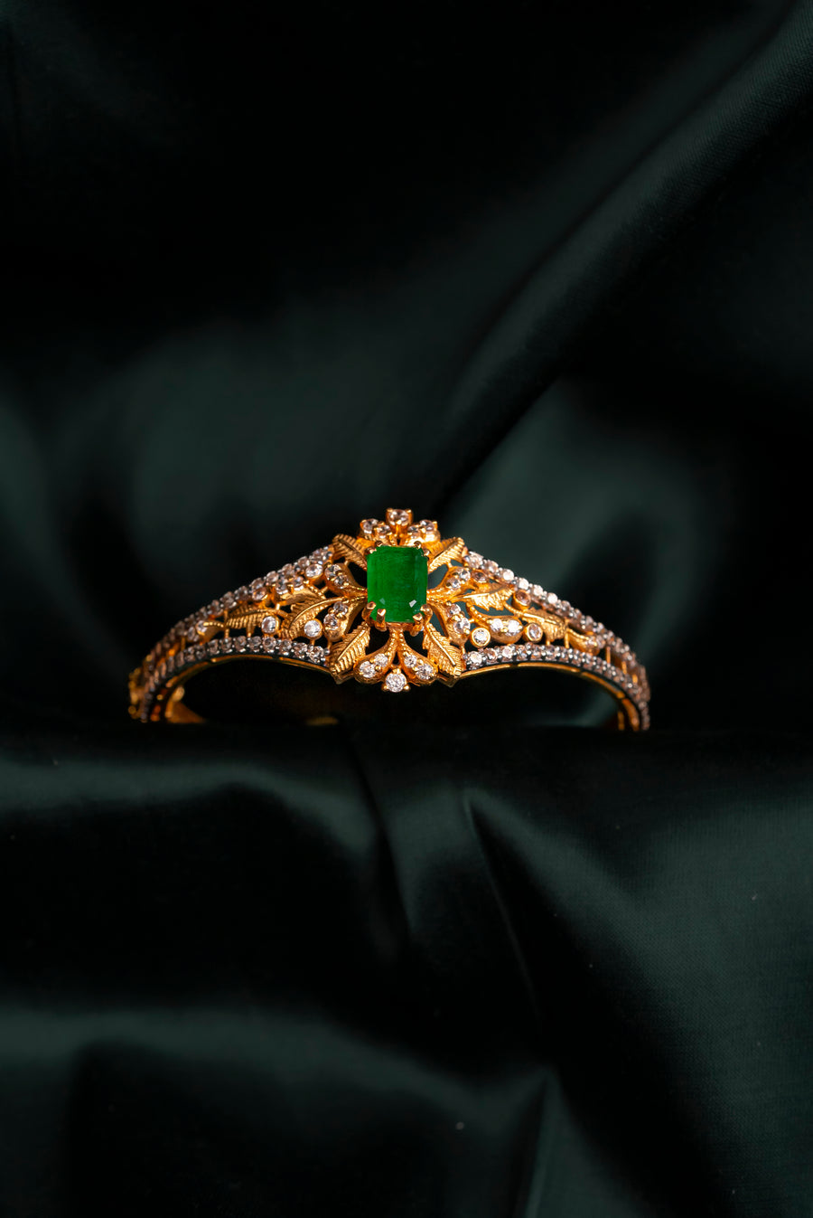 Green Majesty Kara