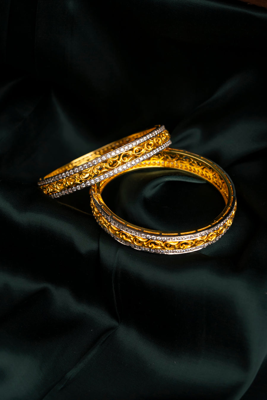Vintage Charm Kara Set