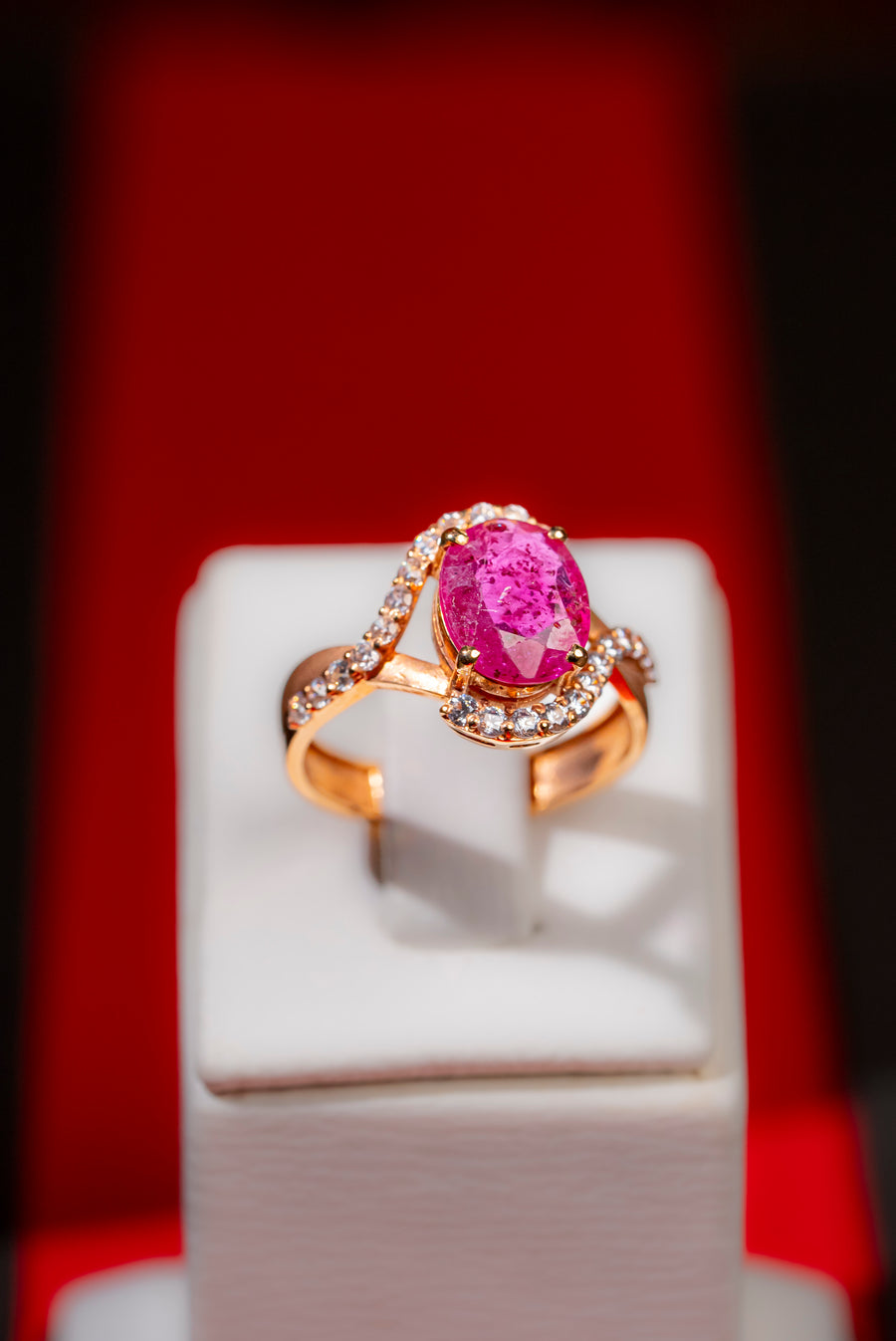 Rosé Radiance Ring