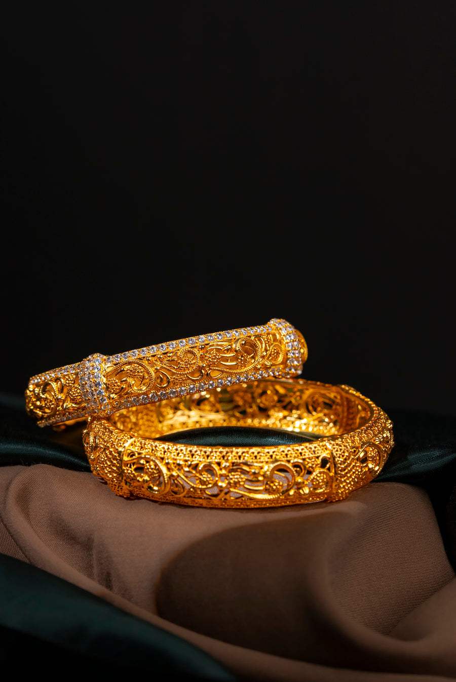 Radiant Carved Kara Set